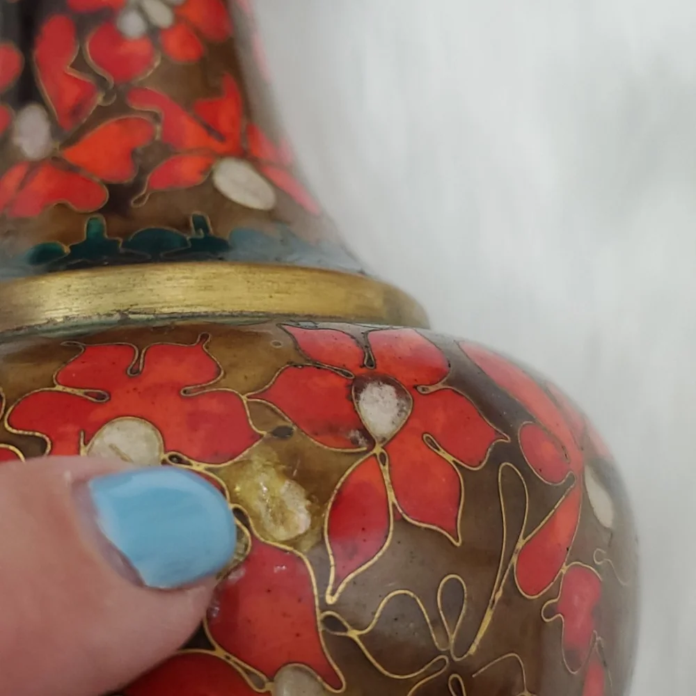 Vintage Cloisonn Vases Set 2 Red Blue Robert Kuo's Chinese metal Enamel Floral